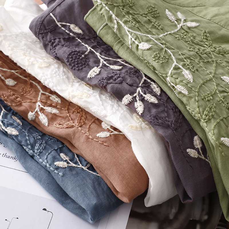 Laurienne™ | Blouse bordée avec boutons
