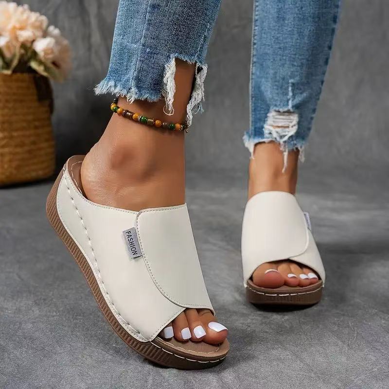 Leonna | Sandales solides et respirantes, ultra confortables.