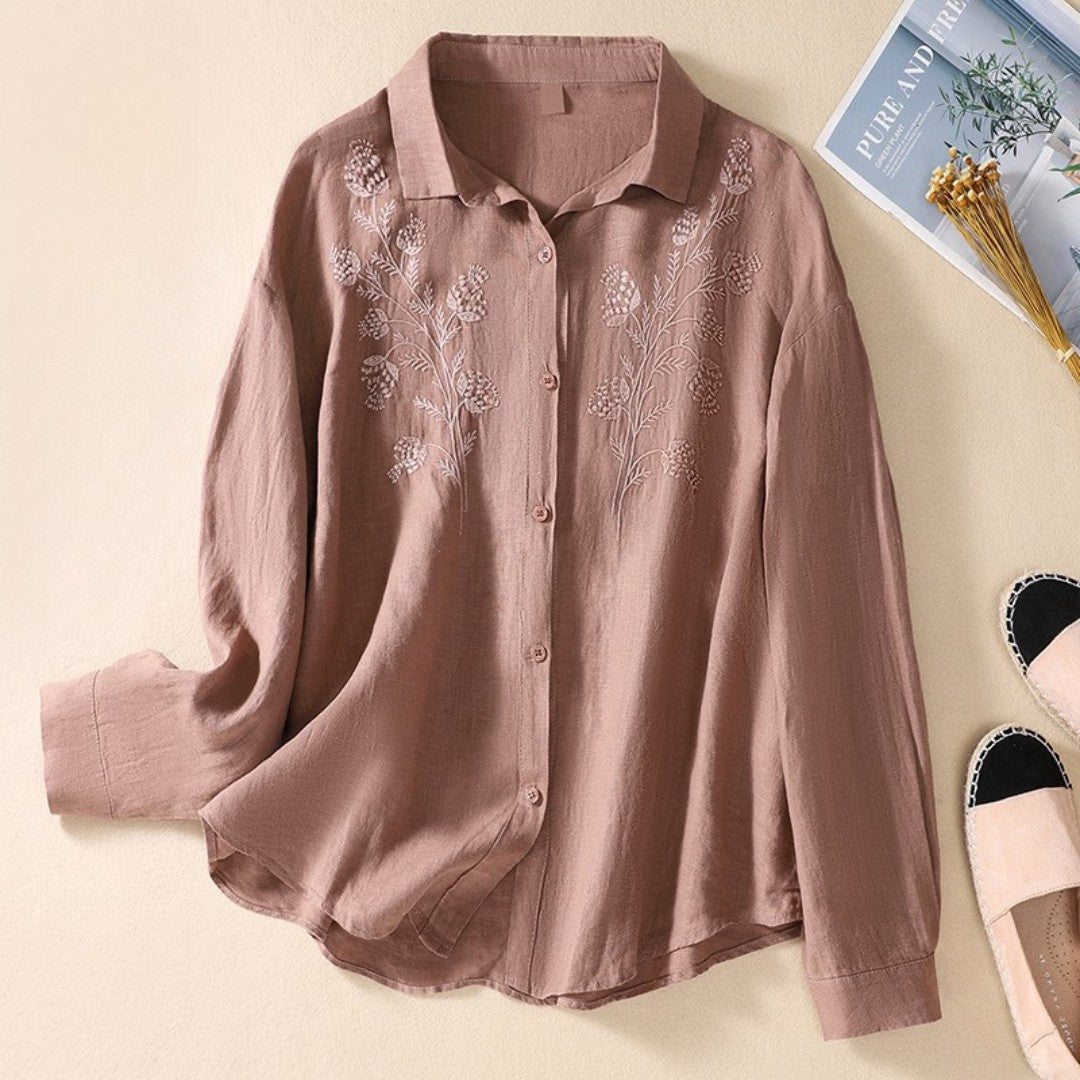 Laurienne™ | Blouse bordée avec col classique